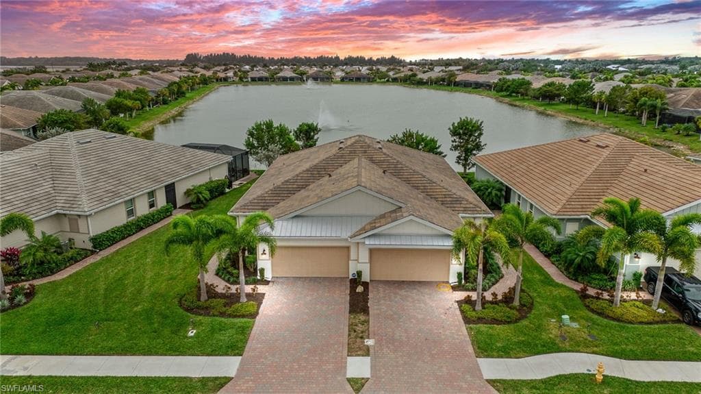 14606 Edgewater CIR NAPLES, FL 34114