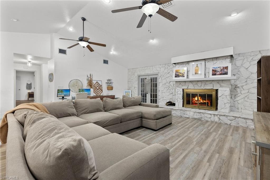 5790 Pangola RD FORT MYERS, FL 33905