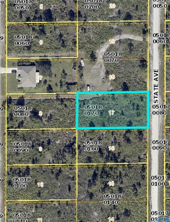 1309 State AVE LEHIGH ACRES, FL 33972