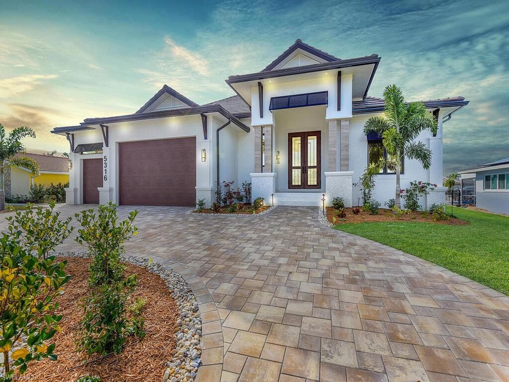 5316 Baypoint CT CAPE CORAL, FL 33904