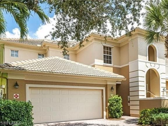 23791 Merano CT 101 ESTERO, FL 34134
