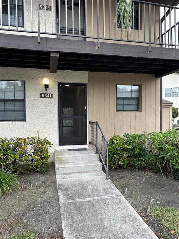 5341 Treetops DR T-106 NAPLES, FL 34113
