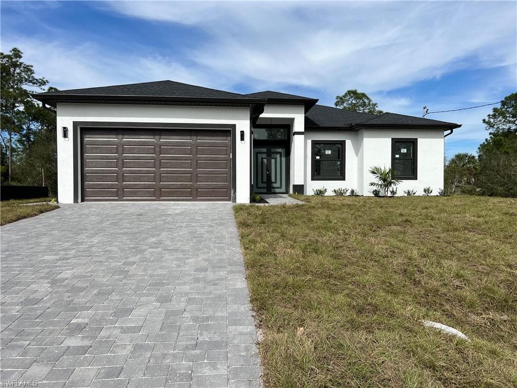 604 16th ST LEHIGH ACRES, FL 33972