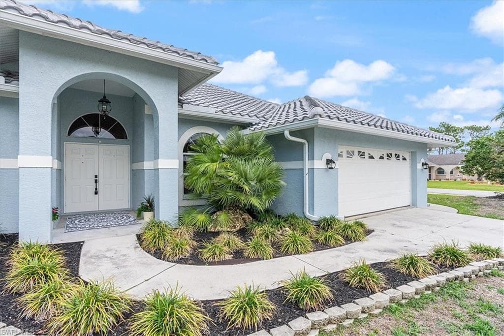 24900 Fairwinds LN BONITA SPRINGS, FL 34135