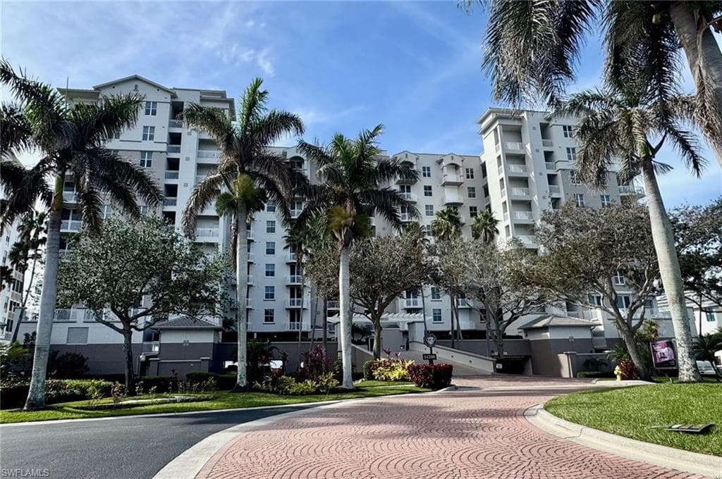 14200 Royal Harbour CT 401 FORT MYERS, FL 33908