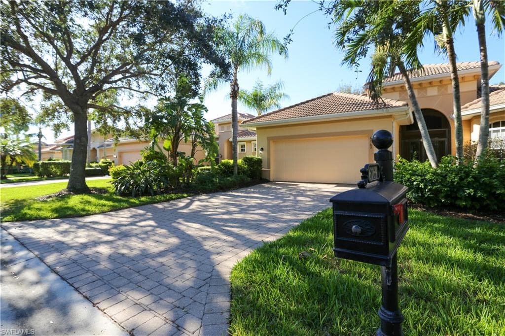 6769 Bent Grass DR NAPLES, FL 34113
