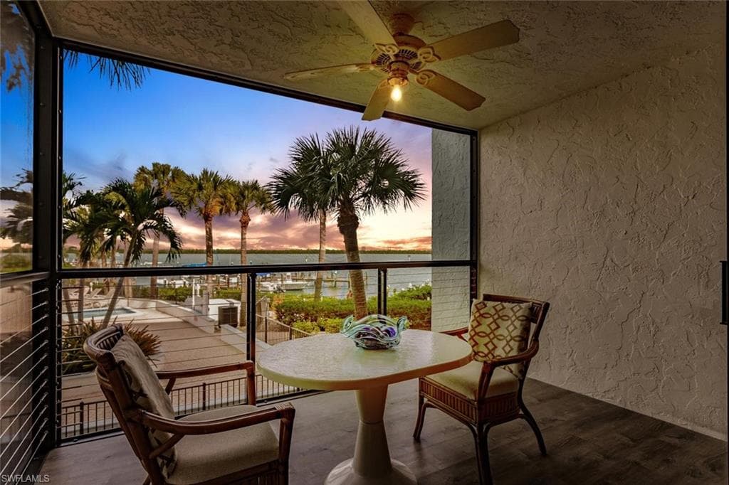 1085 Bald Eagle DR B206 MARCO ISLAND, FL 34145
