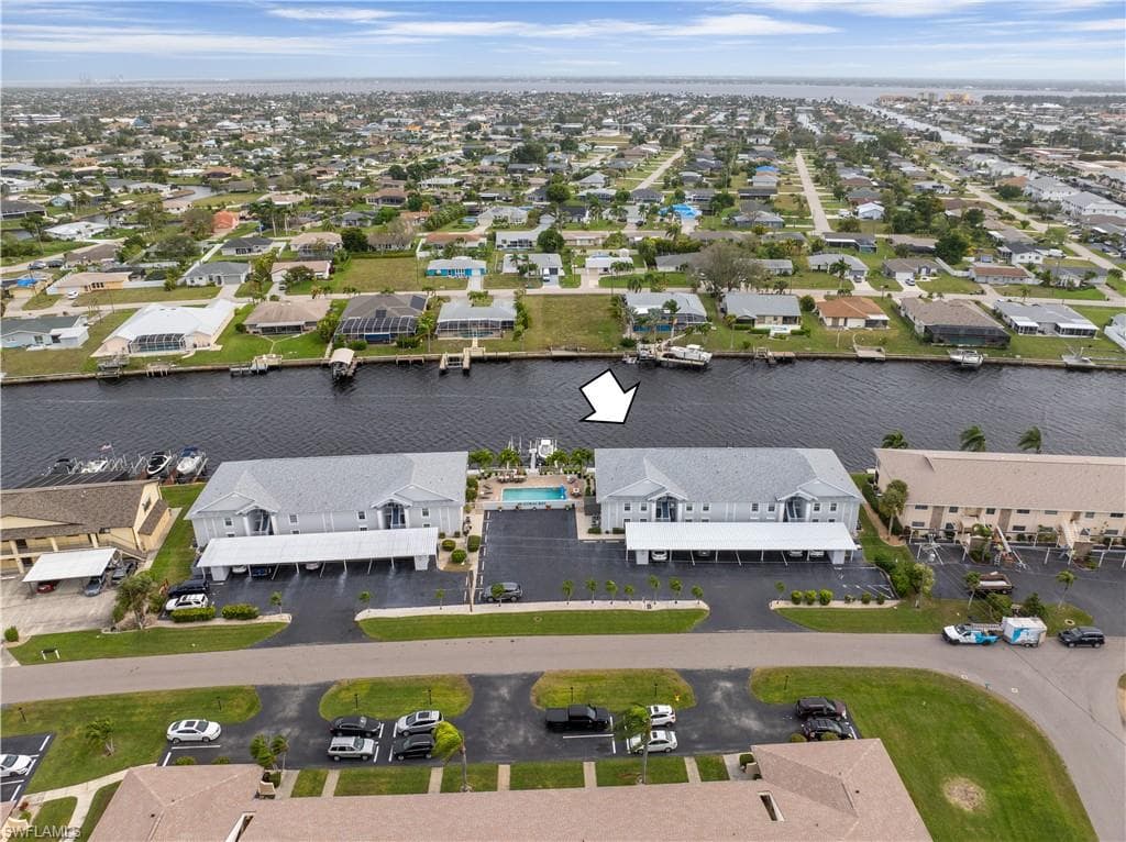 3933 SE 11th PL 205 CAPE CORAL, FL 33904
