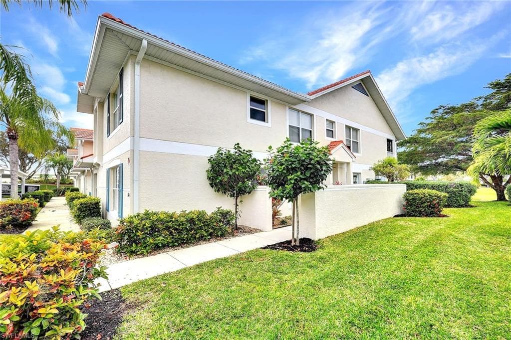 5060 Cedar Springs DR 104 NAPLES, FL 34110