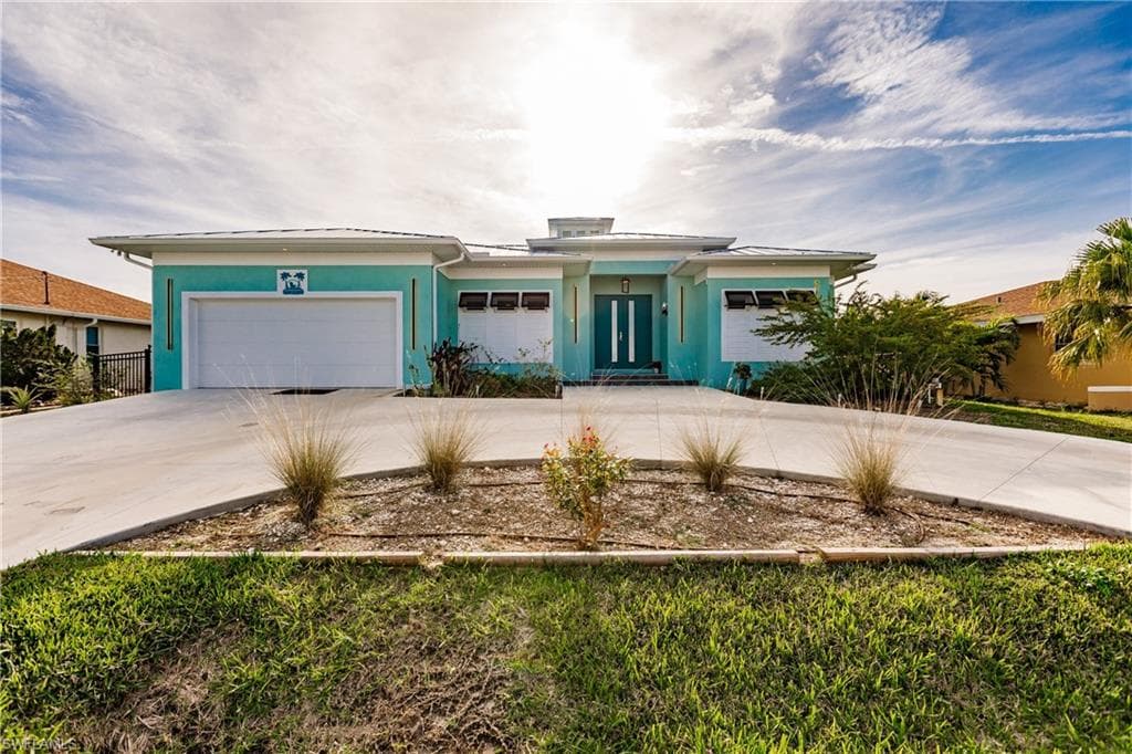 121 Peckham ST SW PORT CHARLOTTE, FL 33952