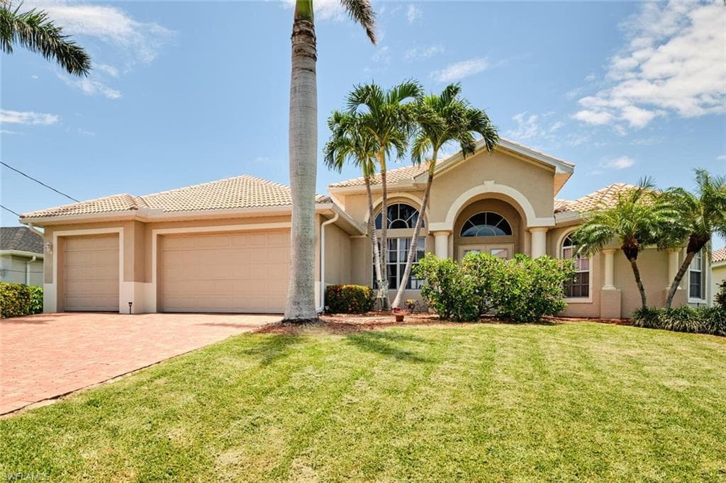 2847 SW 49th TER CAPE CORAL, FL 33914