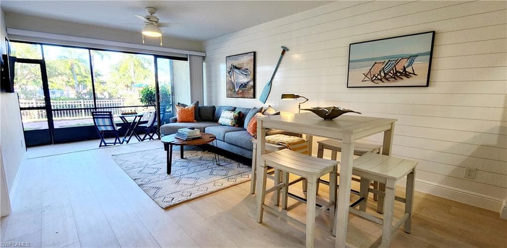 600 Neapolitan WAY 142 NAPLES, FL 34103