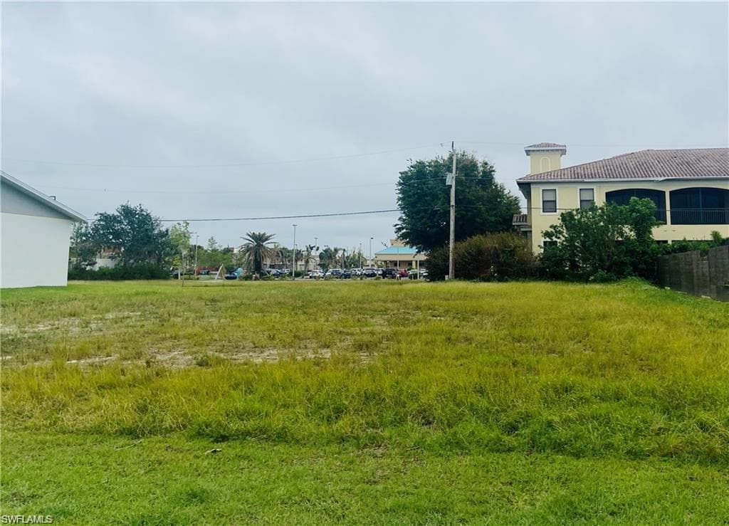 4817 SW 18th AVE CAPE CORAL, FL 33914
