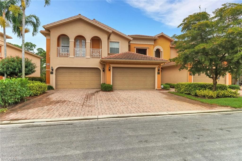 21522 baccarat LN 101 ESTERO, FL 33928