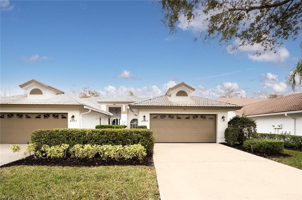 8059 San Vista CIR 8-8R NAPLES, FL 34109