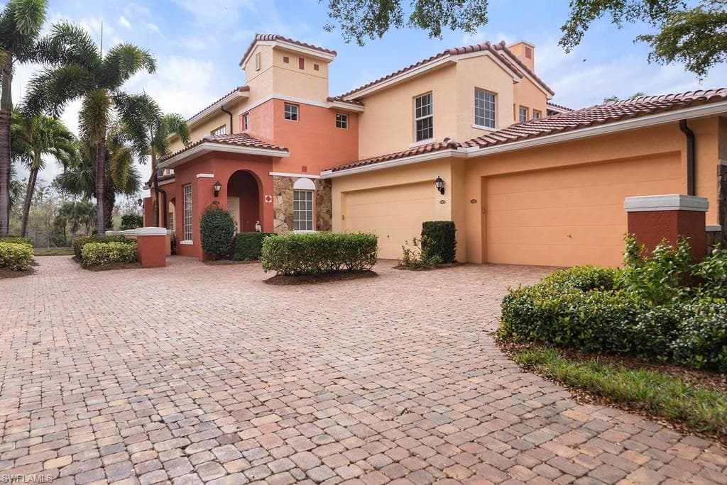 8529 Via Lungomare CIR 201