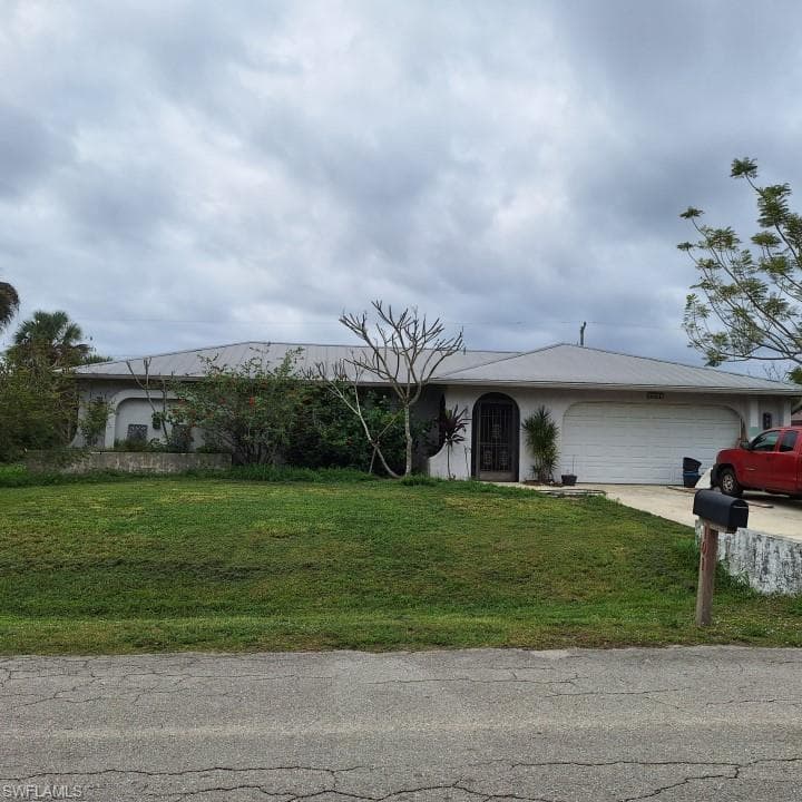 101 Edward AVE LEHIGH ACRES, FL 33936