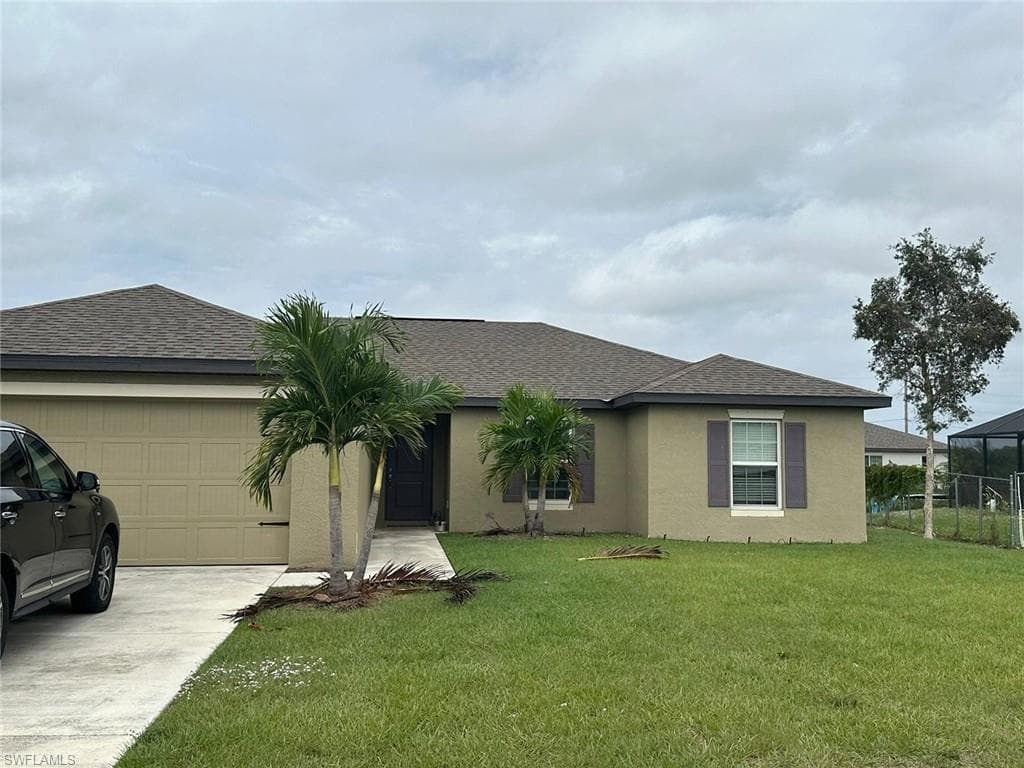 828 Sea Urchin CIR FORT MYERS, FL 33913