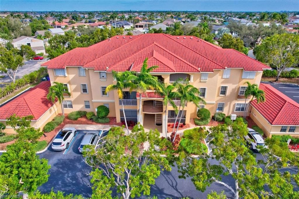 1520 SW 50th ST 201 CAPE CORAL, FL 33914