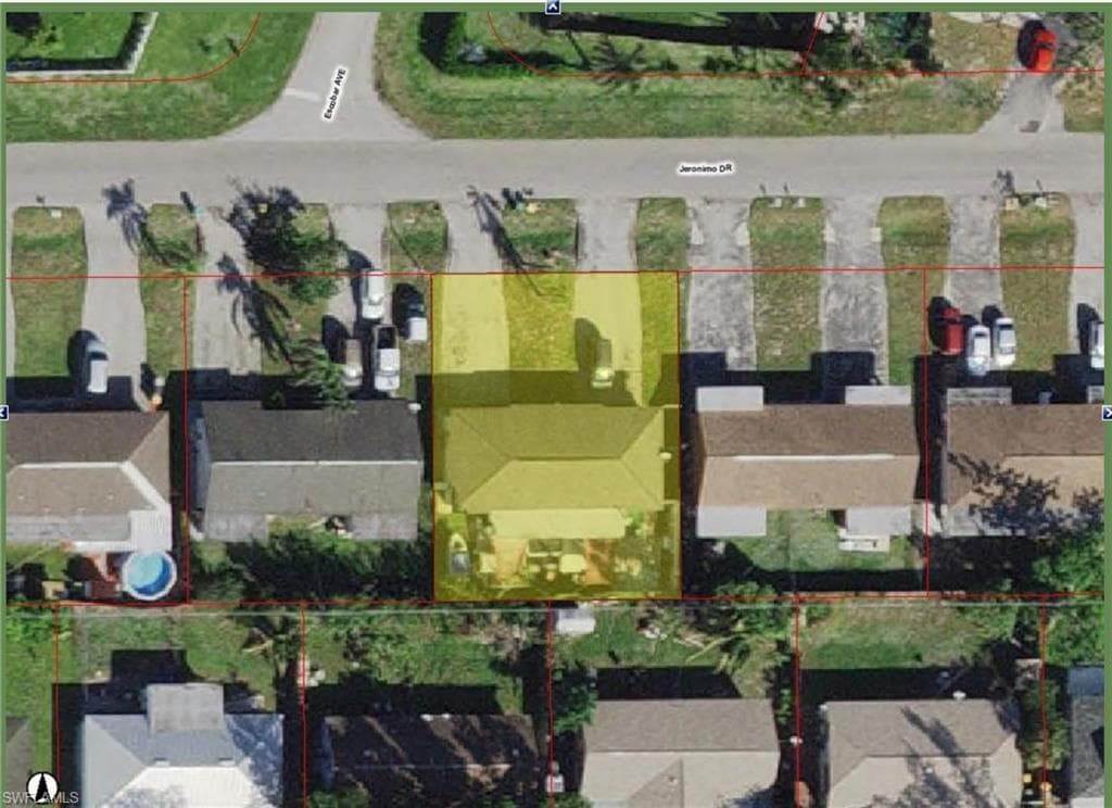 1226 Jeronimo DR NAPLES, FL 34103