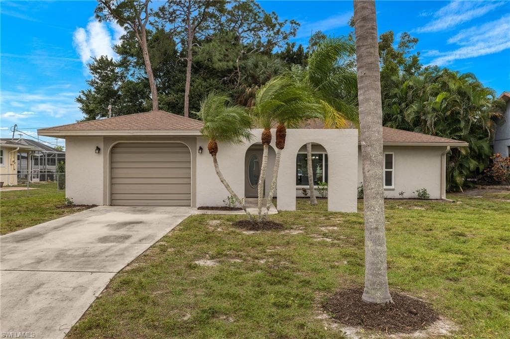 10105 Tropical DR BONITA SPRINGS, FL 34135