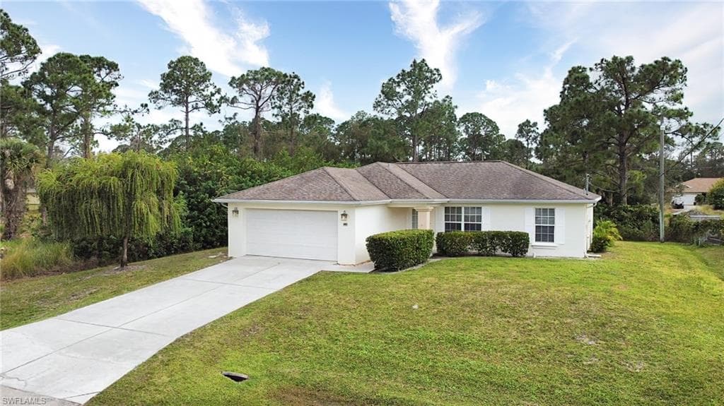 3613 66th ST W LEHIGH ACRES, FL 33971