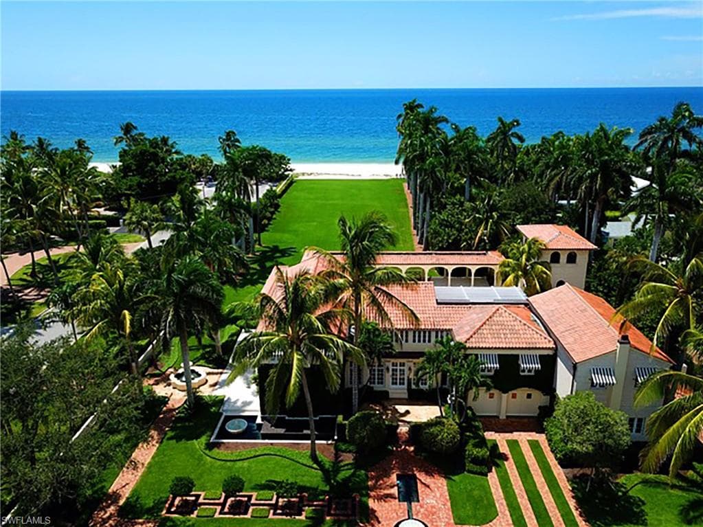 670 GULF SHORE BLVD S NAPLES, FL 34102