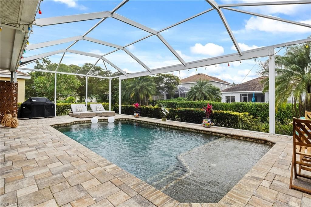 2471 Blackburn CIR CAPE CORAL, FL 33991