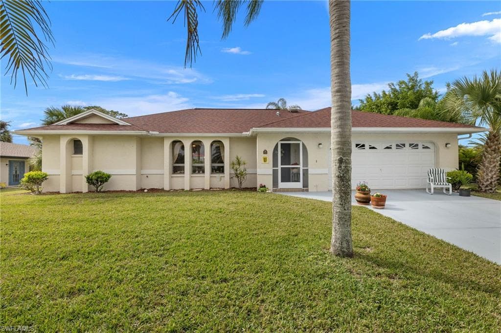 503 Jefferson AVE LEHIGH ACRES, FL 33936