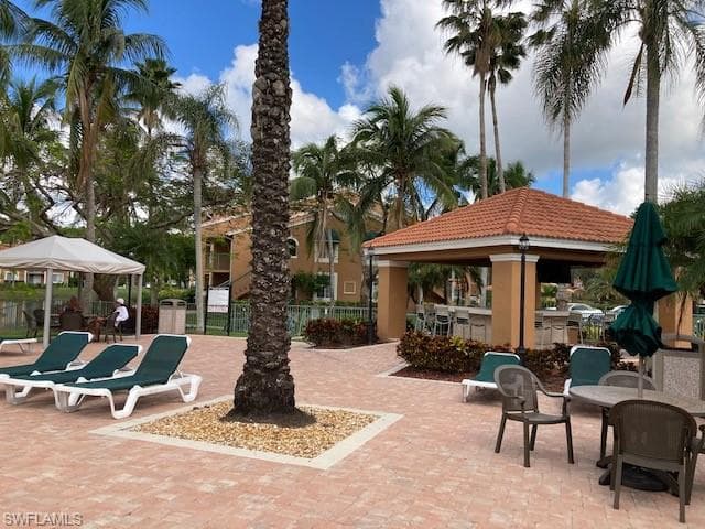 1180 Wildwood Lakes BLVD 303 NAPLES, FL 34104