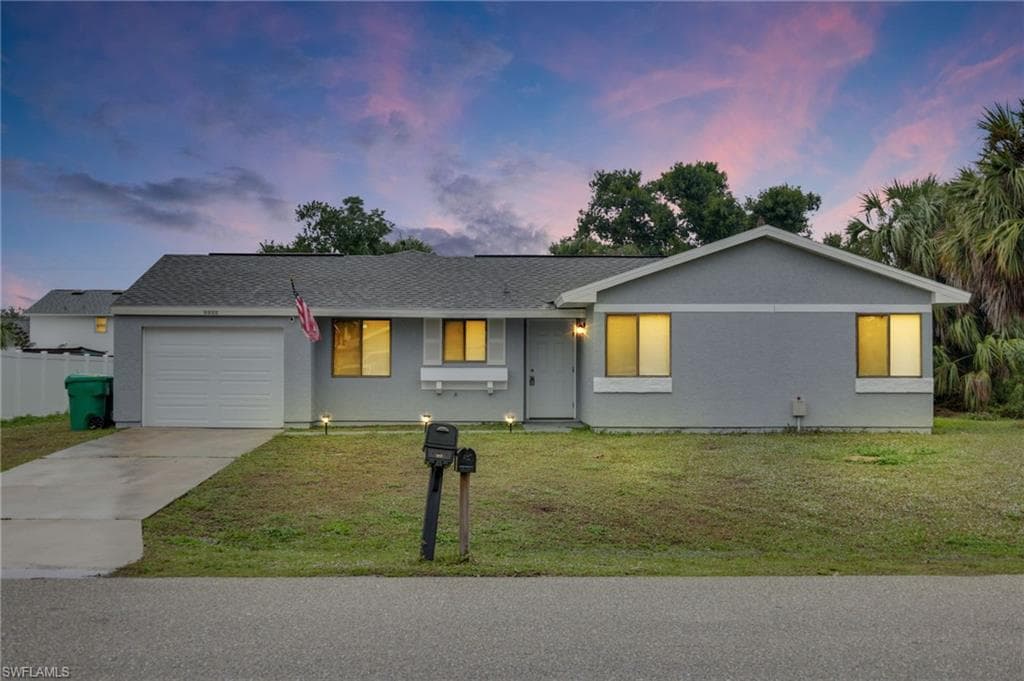5032 CHAVES CIR PORT CHARLOTTE, FL 33948