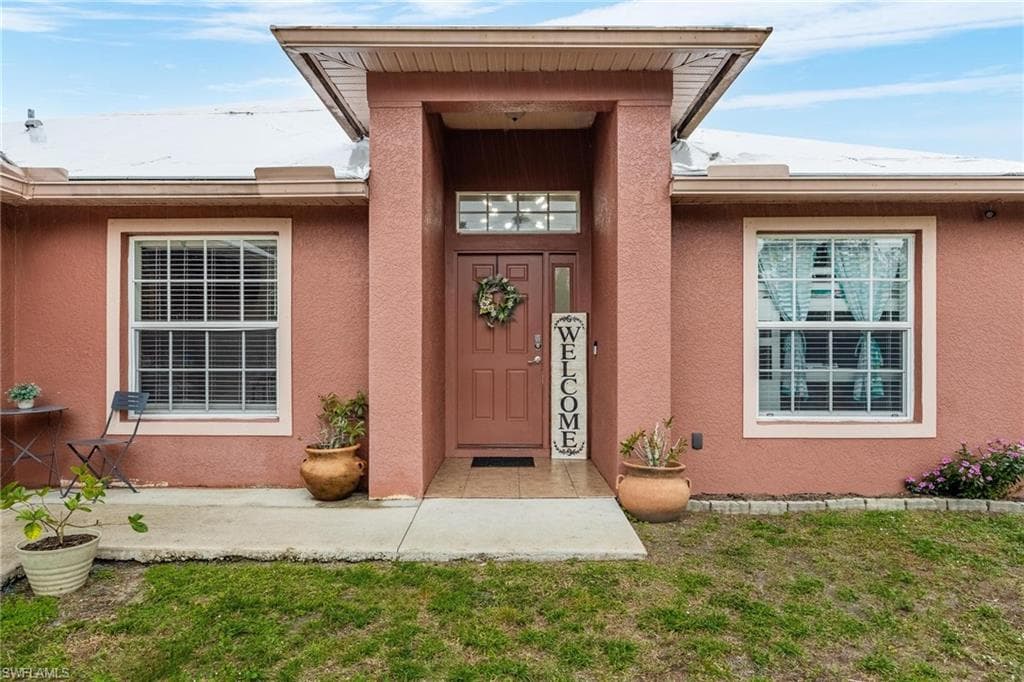 850 Fullerton AVE S LEHIGH ACRES, FL 33974