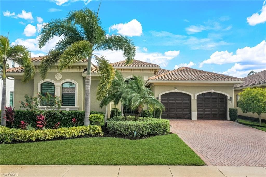 3284 Atlantic CIR NAPLES, FL 34119