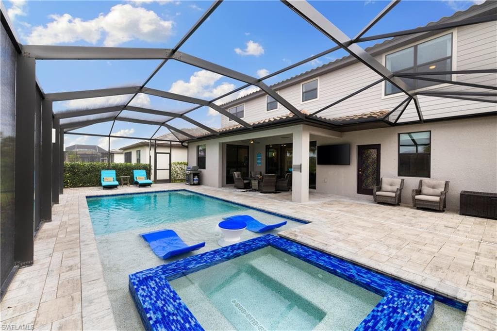 17527 Elkgrove LN ESTERO, FL 33928