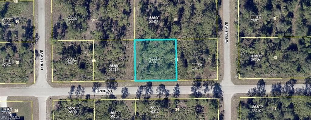 4105 E 2nd ST LEHIGH ACRES, FL 33936
