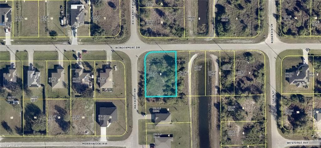 539 Windermere DR LEHIGH ACRES, FL 33972