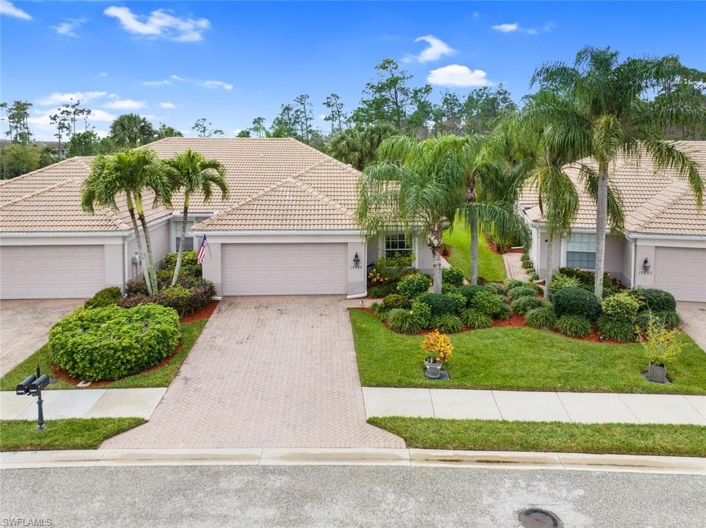 10004 Horse Creek RD FORT MYERS, FL 33913