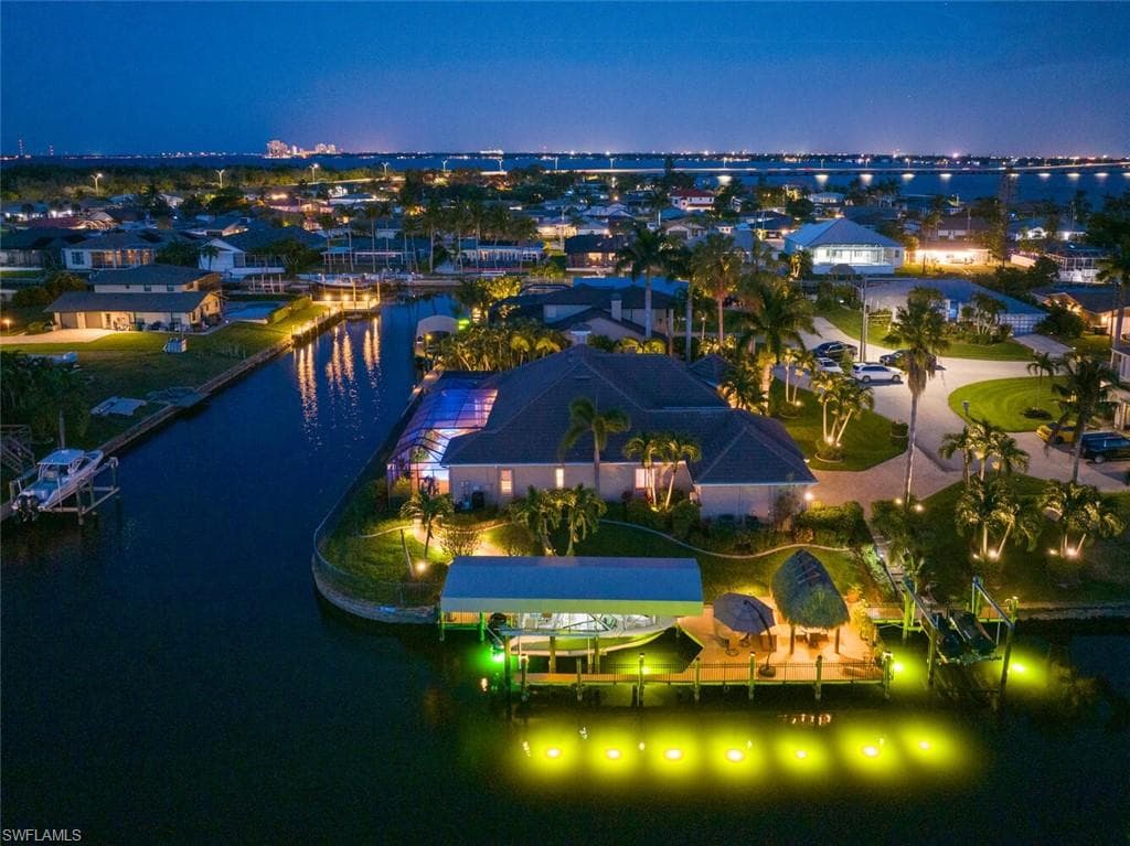 2703 24th CT CAPE CORAL, FL 33904