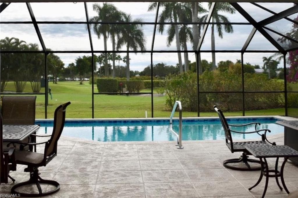 995 Wedge DR NAPLES, FL 34103