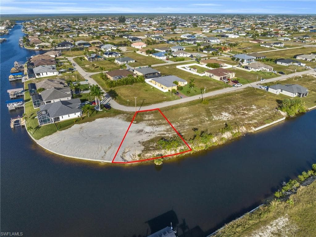 1003 NW 33rd AVE CAPE CORAL, FL 33993