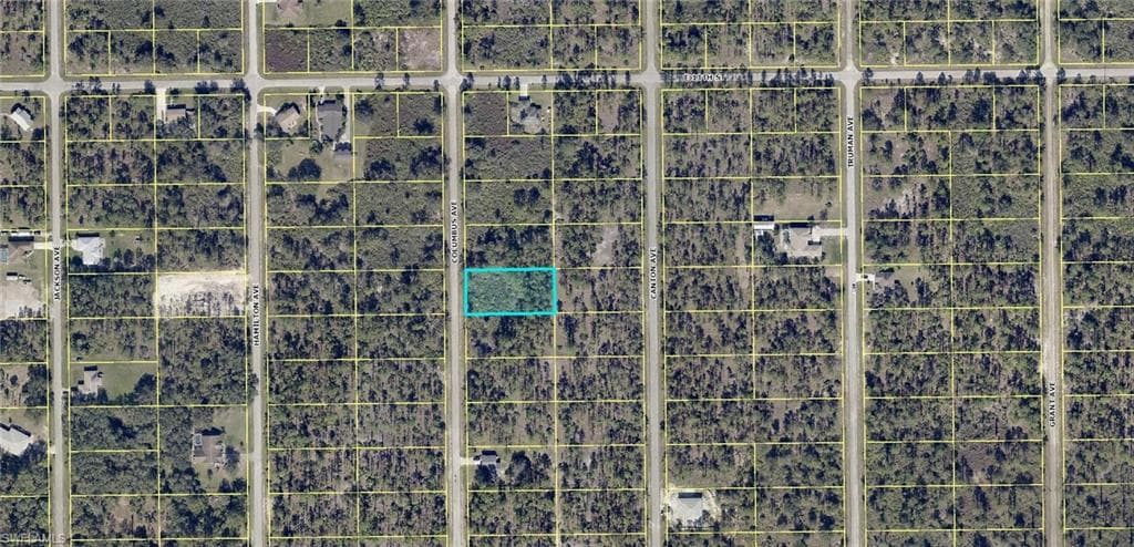 1216 Columbus AVE LEHIGH ACRES, FL 33972