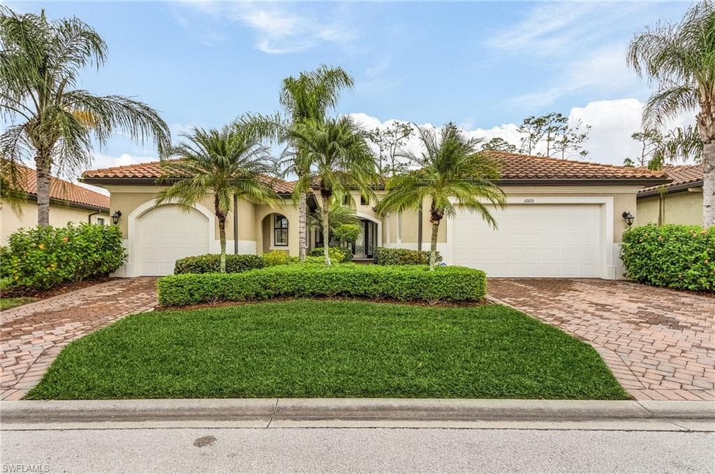 10105 Avalon Lake CIR FORT MYERS, FL 33913