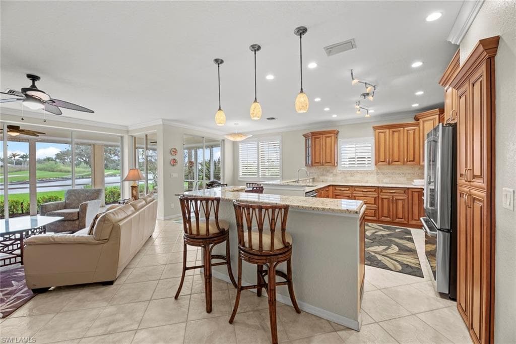 8470 Southbridge DR 4 ESTERO, FL 33967