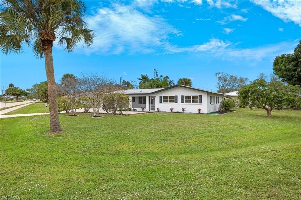 925 El Dorado PKWY E CAPE CORAL, FL 33904