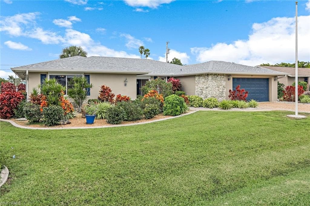 211 SE 45th ST CAPE CORAL, FL 33904