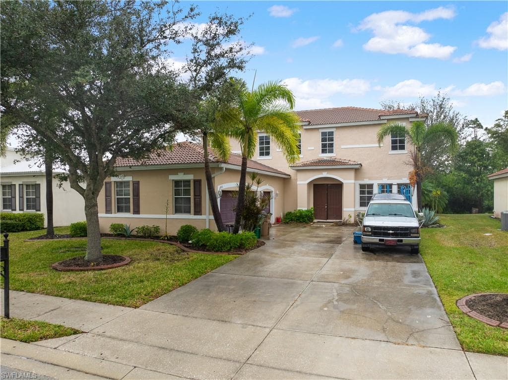 3013 Lake Manatee CT CAPE CORAL, FL 33909