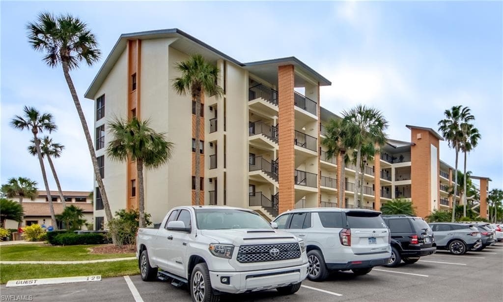 16100 Bay Pointe BLVD 401 NORTH FORT MYERS, FL 33917