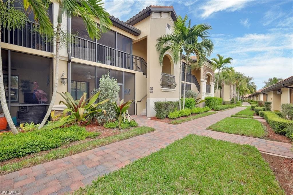 28032 Bridgetown CT 4725 BONITA SPRINGS, FL 34135