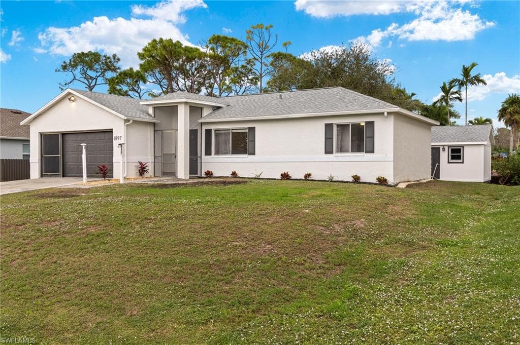 8197 Anhinga RD FORT MYERS, FL 33967