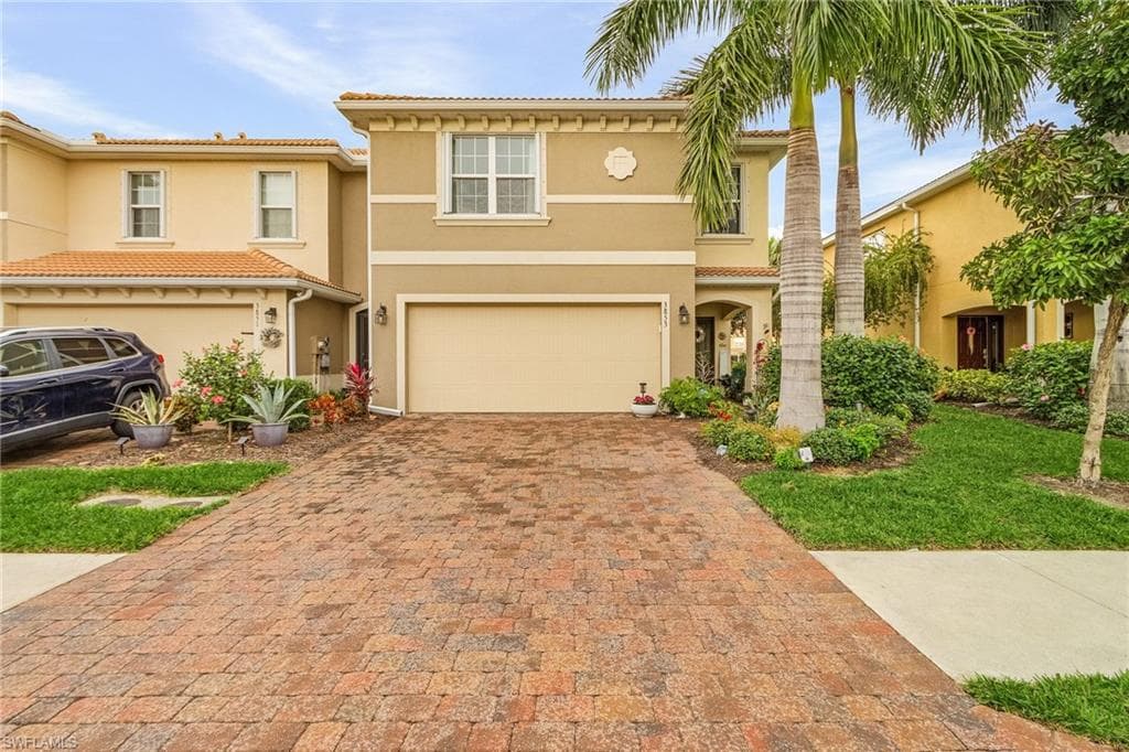 3853 Tilbor CIR FORT MYERS, FL 33916
